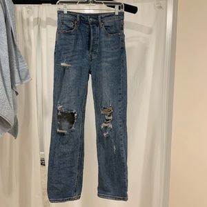 Straight cut ripped jeans